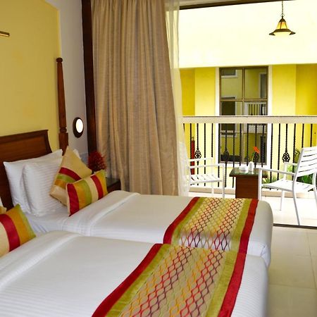 Sea Breeze Max Resort & Spa Madgao Buitenkant foto