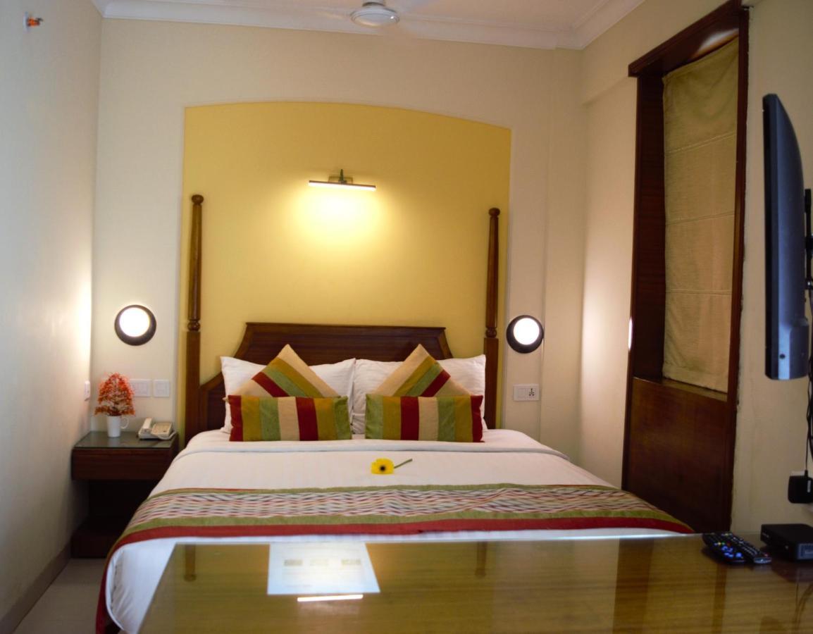 Sea Breeze Max Resort & Spa Madgao Buitenkant foto