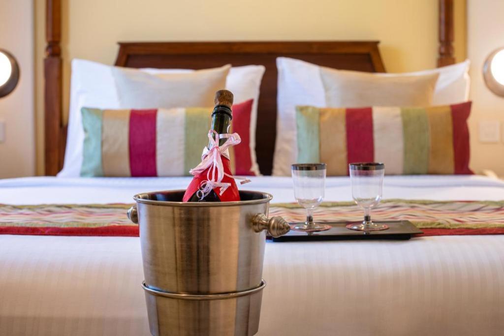 Sea Breeze Max Resort & Spa Madgao Buitenkant foto